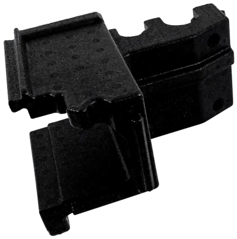 Sockel aus EPP für den Verflüssiger, geeignet für Produkte der Marke Wolf. Schwarze Kunststoffoberfläche mit charakteristischen Ausschnitten und Vertiefungen.